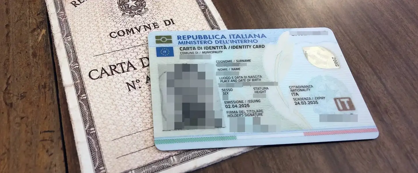Carta-d-identita-vecchia-e-nuova_reference